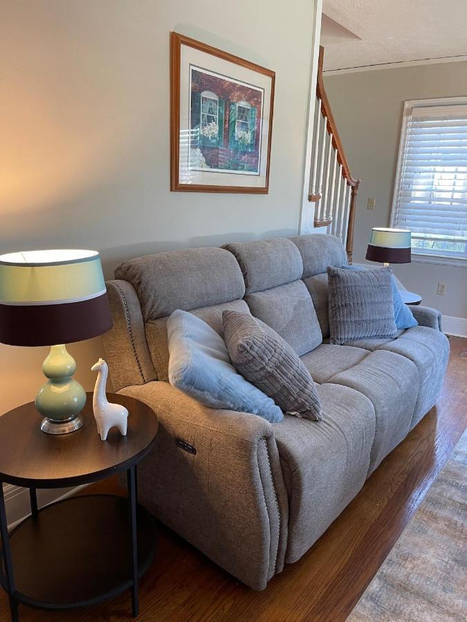 Quaint, Comfy, Close & Convenientチャールストン エクステリア 写真