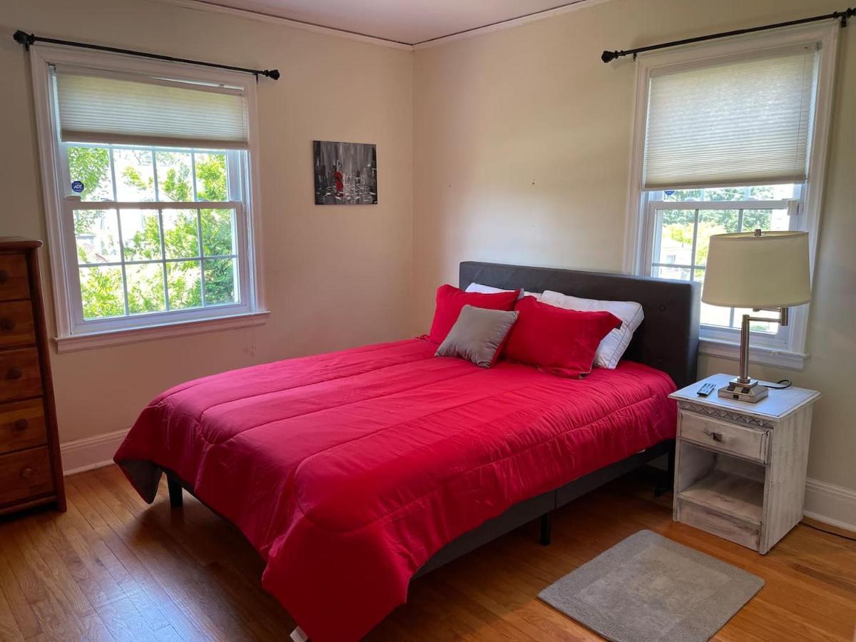 Quaint, Comfy, Close & Convenientチャールストン エクステリア 写真